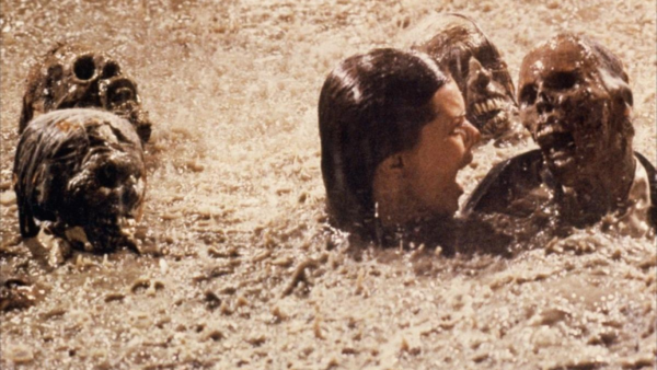 The 1982 movie poltergeist used real skeletons as – tymoff: