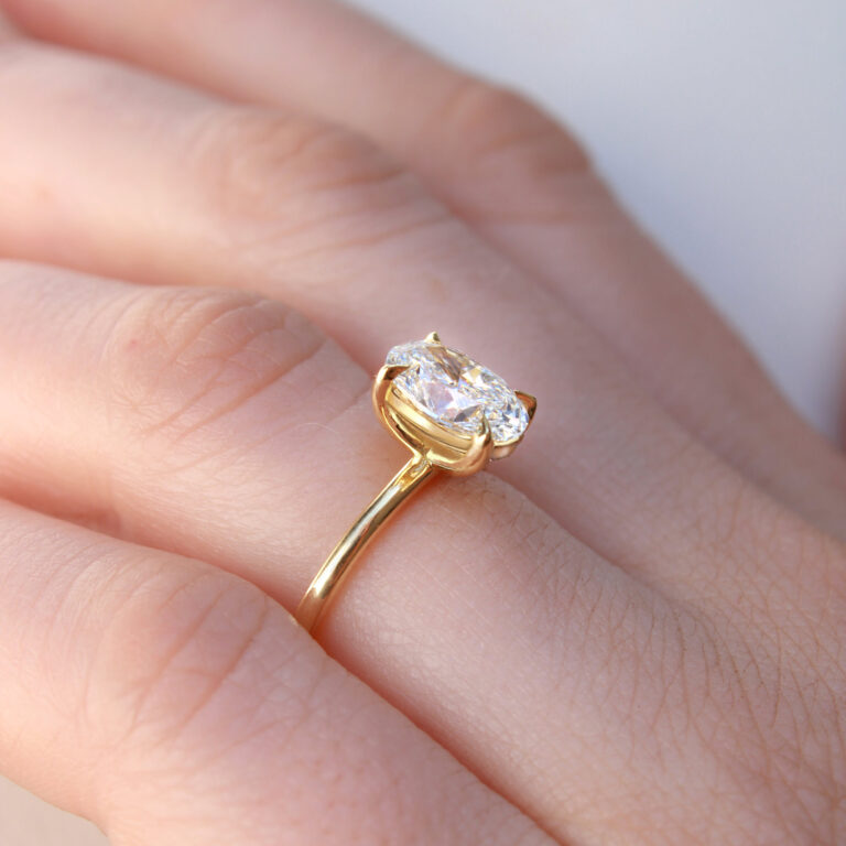 una oval hand copy