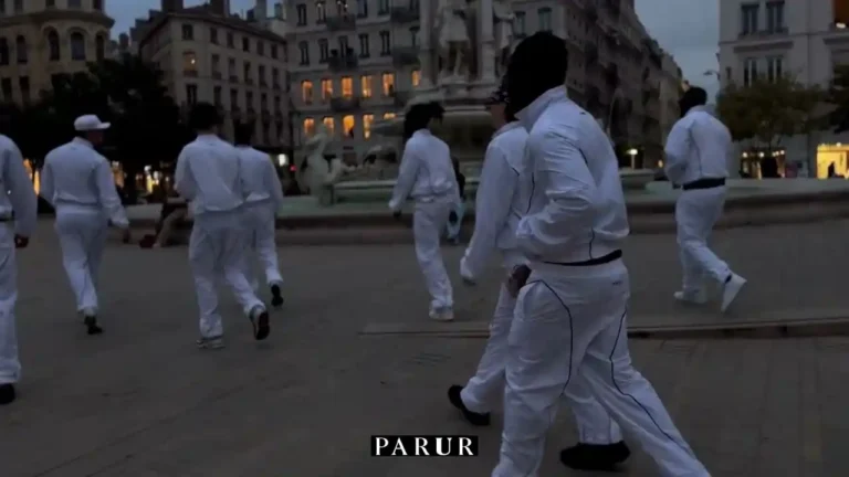 Améliorez votre look Parur Clothing à moindre coût